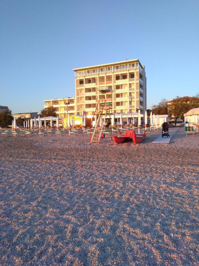 Hotel Atlantic Senigallia Exteriér fotografie