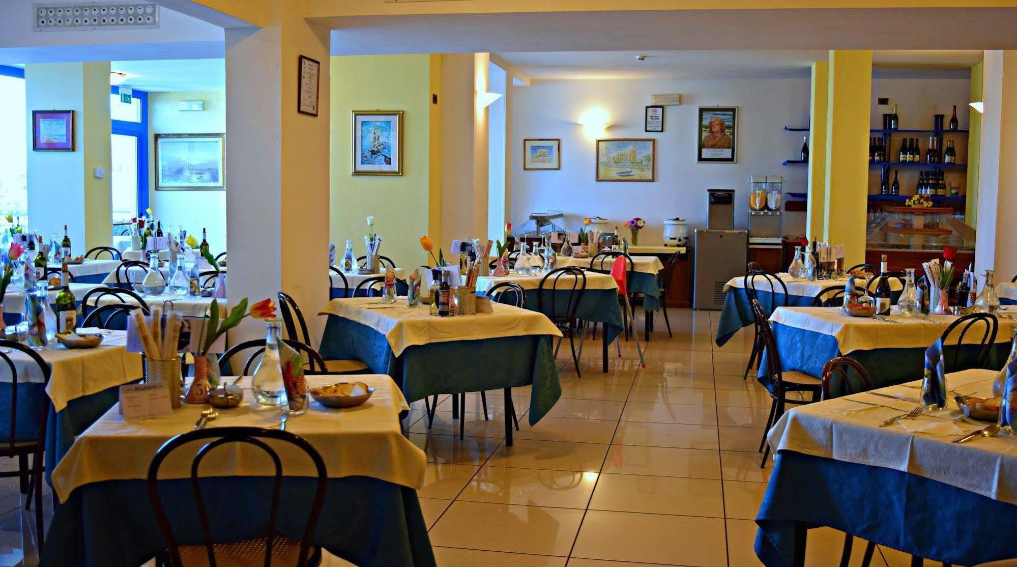 Hotel Atlantic Senigallia Exteriér fotografie