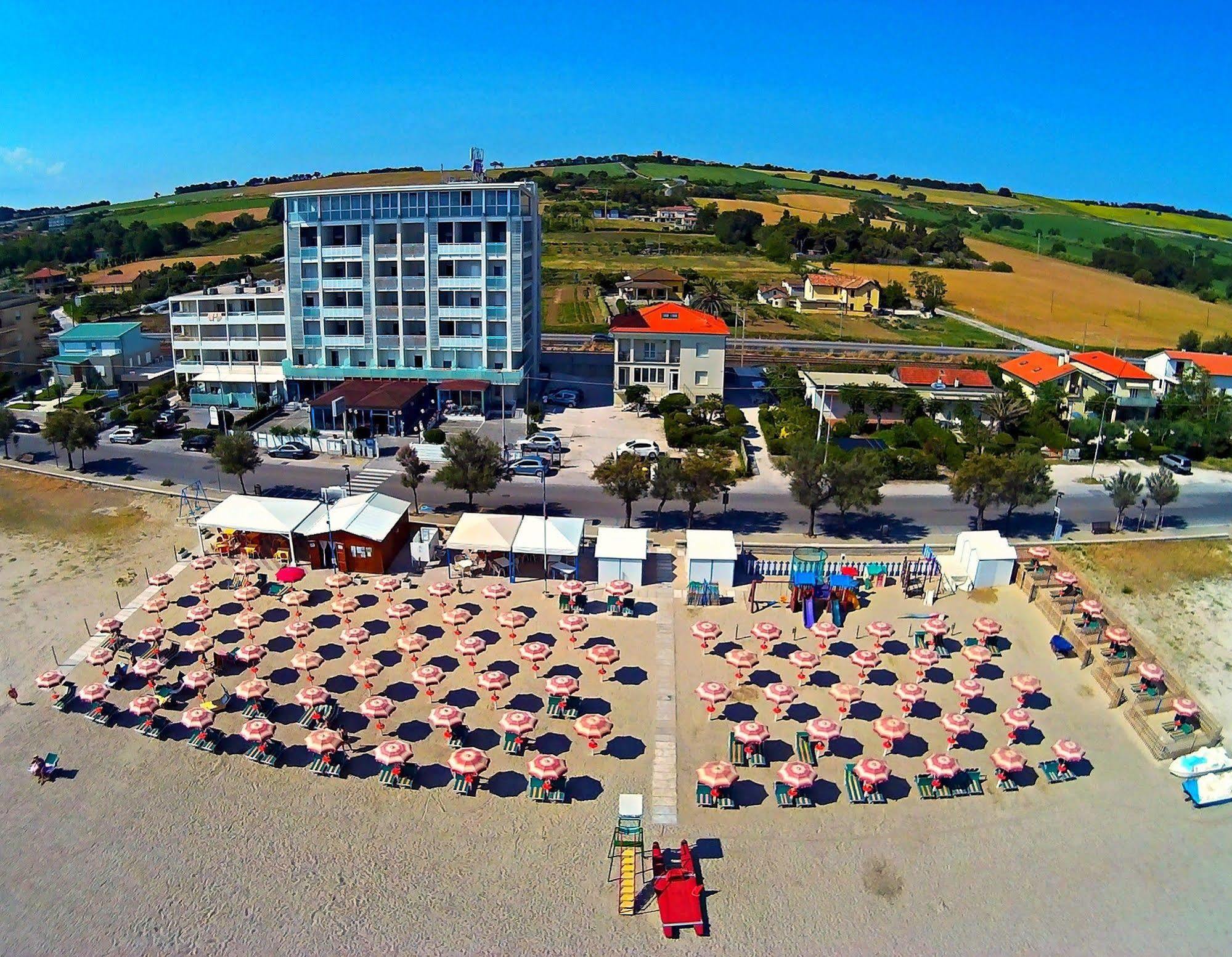 Hotel Atlantic Senigallia Exteriér fotografie
